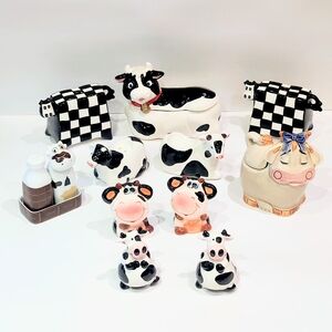 Assorted Black and White Cow Ceramic Figurine Set - Kids Toys